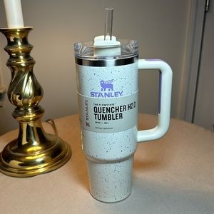 COPY - 30 oz. Stanley tumbler paint splatter